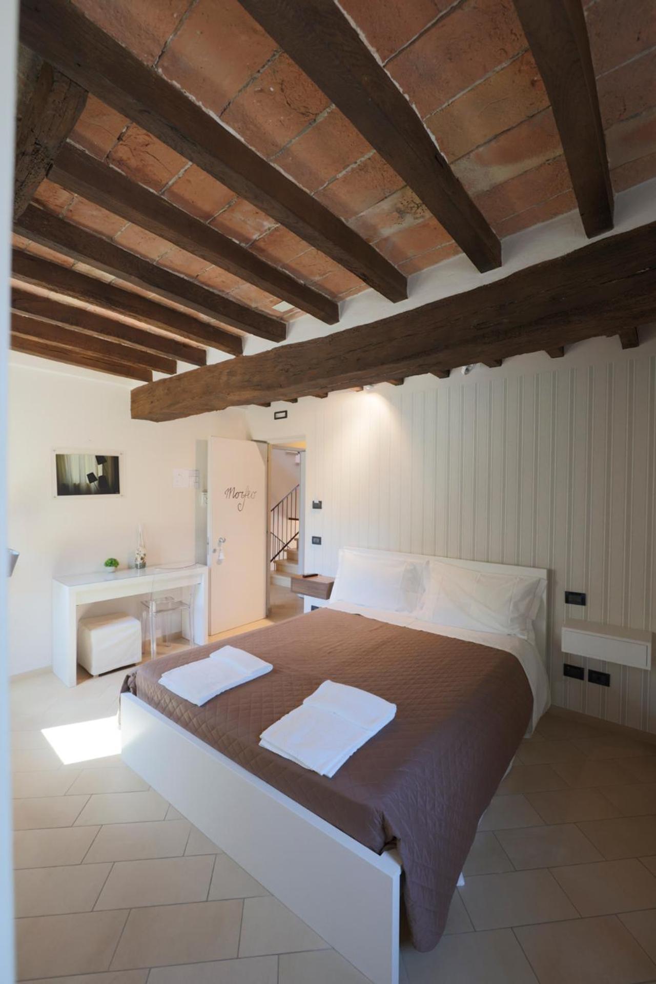 Emilio'S Rooms Кастельветро-ди-Модена Экстерьер фото