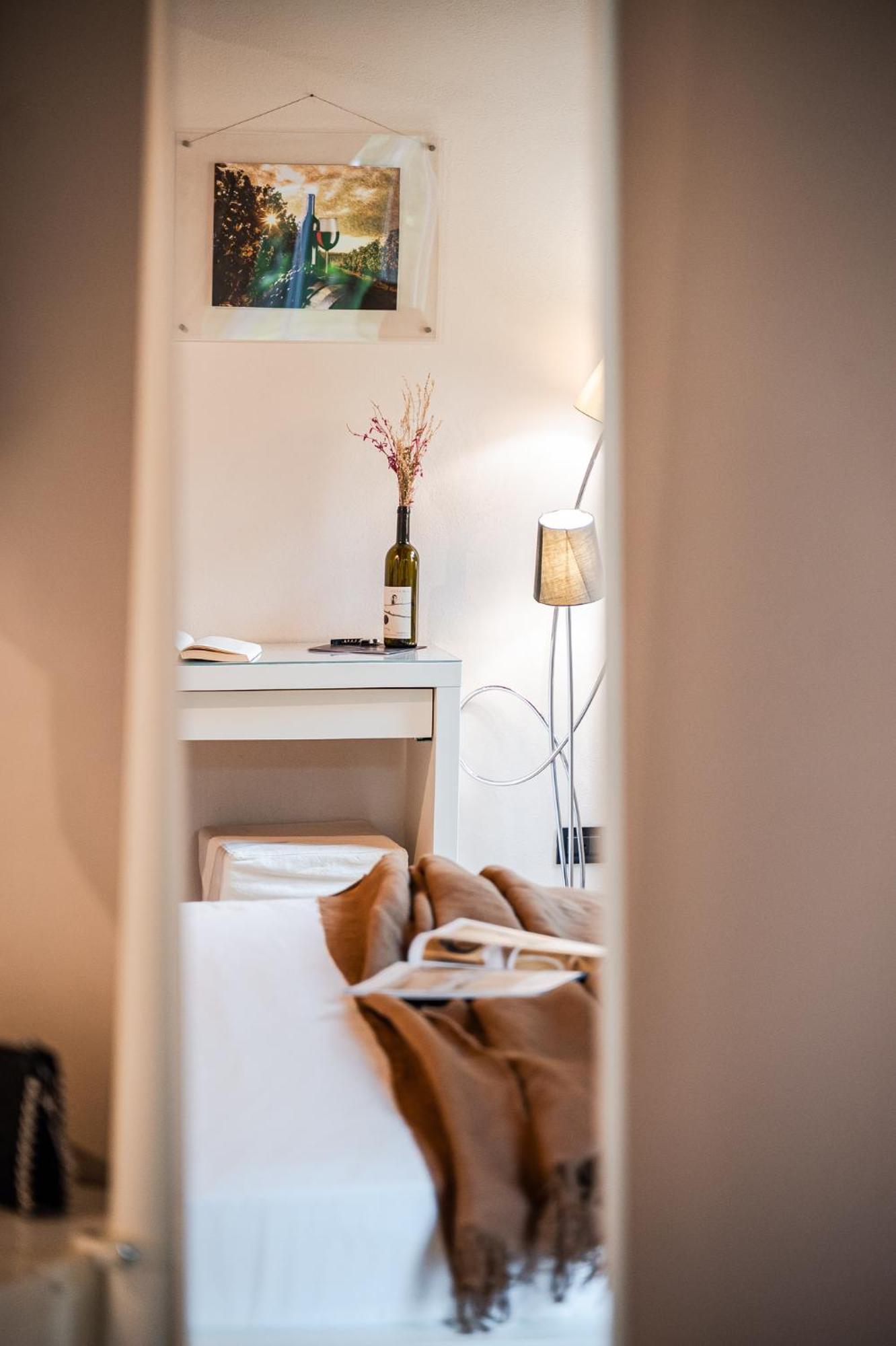 Emilio'S Rooms Кастельветро-ди-Модена Экстерьер фото